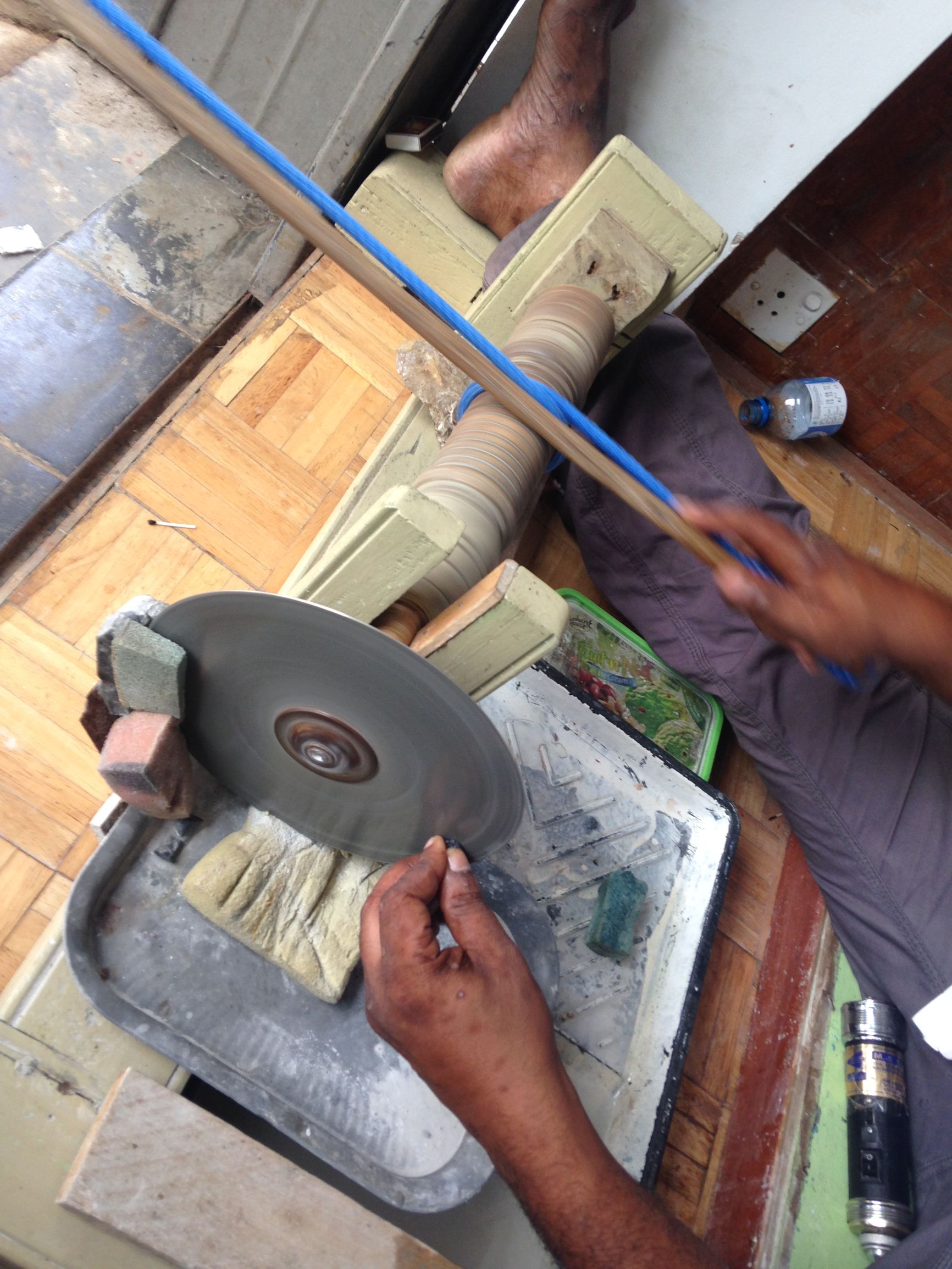 去斯里兰卡买蓝宝石关注事项,怎么看斯里兰卡蓝宝石