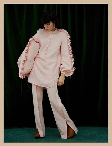 蕾哈娜惊艳彩妆,蕾哈娜复出口红