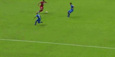 申花足球震撼场面超燃观众席,申花新星惊艳全场