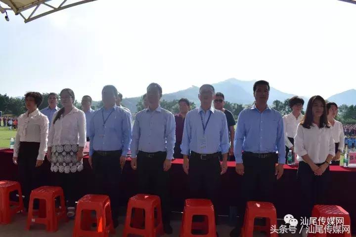 德成中英文学校晚会,德成中英文学校元旦直播回放