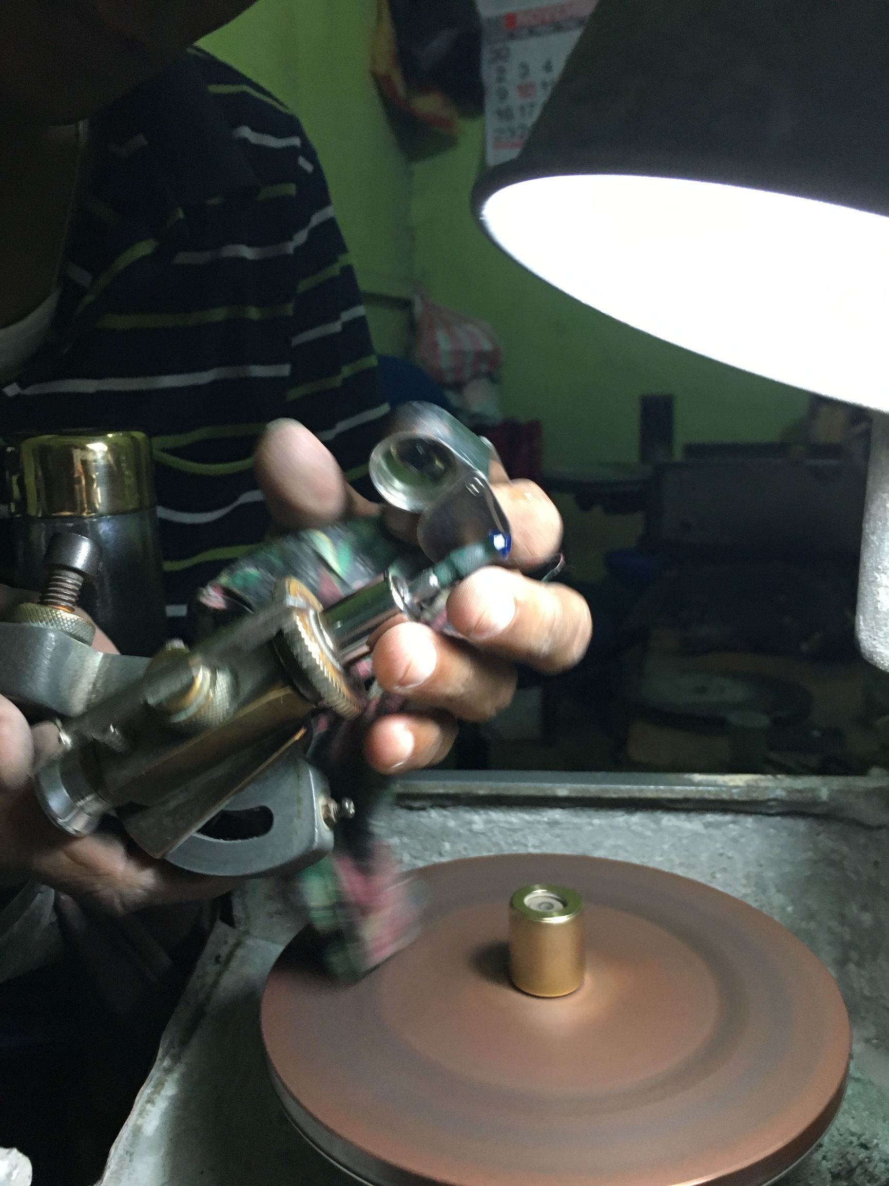 去斯里兰卡买蓝宝石关注事项,怎么看斯里兰卡蓝宝石