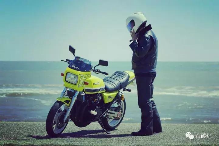 川崎z900和z900rs发动机,川崎z900与z1000的对比