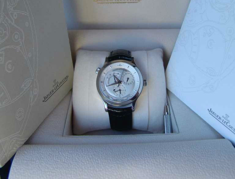 积家手表在韩国买有折扣嘛,在英国买手表比国内便宜吗