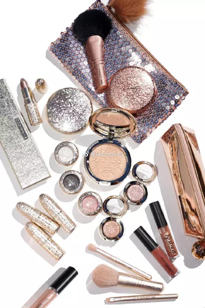 2017圣诞彩妆美到窒息，有钱都买不到！