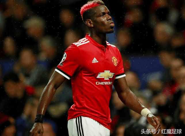 博格巴戴*铐手**式庆祝致敬穆里尼奥，骑马舞暗示追曼城？