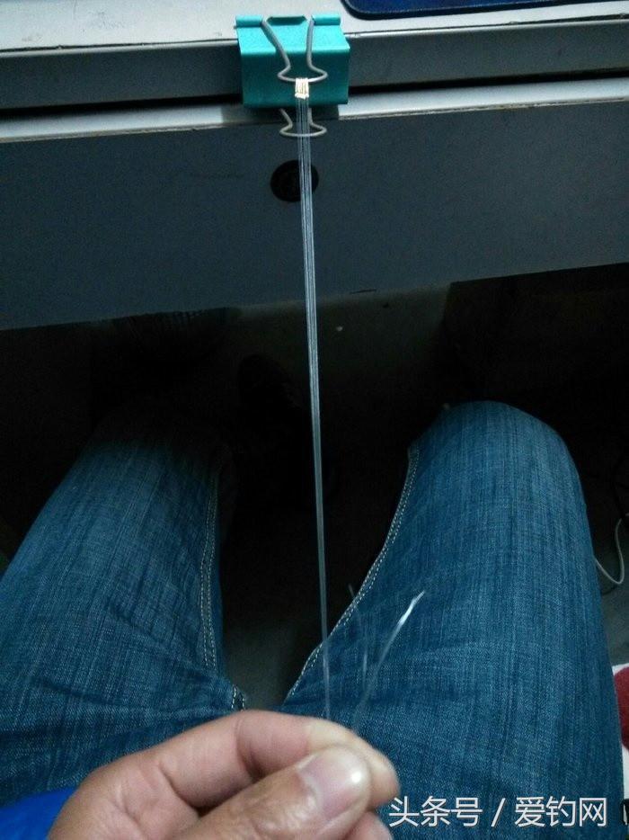 爆炸鱼钩的绑法图解教学,双钩鱼钩8字环的绑法图解