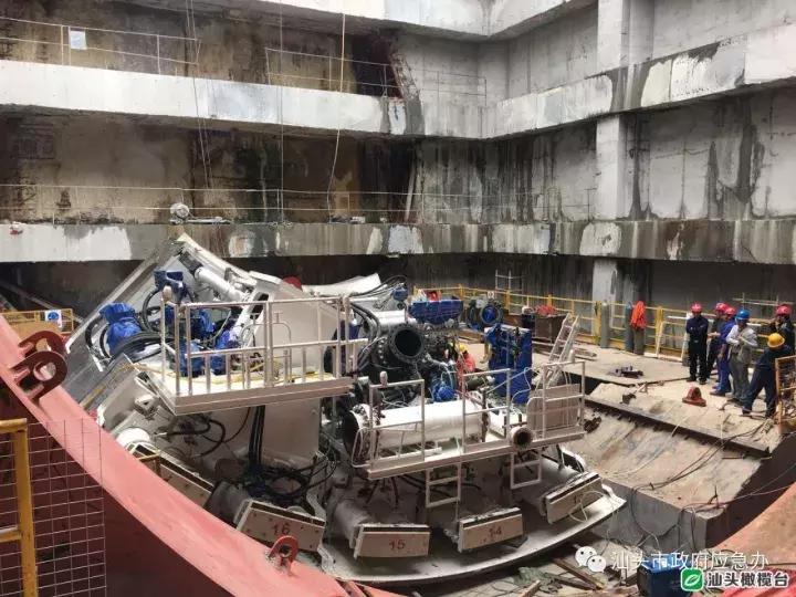 汕头海湾隧道盾构机刀盘到货,汕头海湾隧道鮀岛号盾构机下线