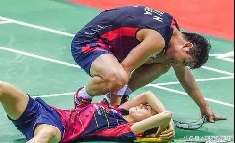 羽毛球打在眼睛上怎么处理,眼睛被羽毛球打后睁不开眼睛