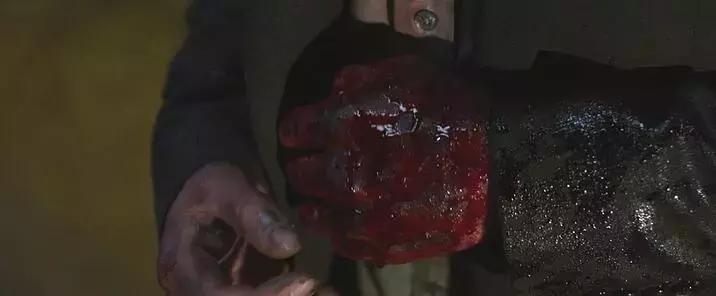 真敢拍！虐同事杀老板的大*片爽**