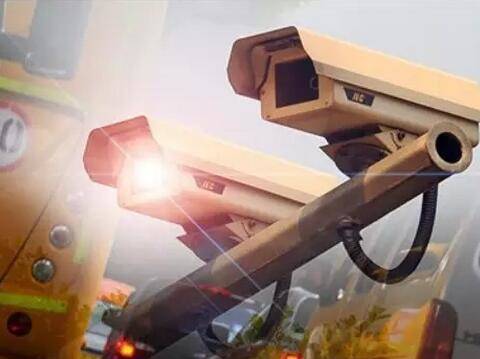 车辆违章监控摄像头有哪些,开车不认识这两种标志很危险