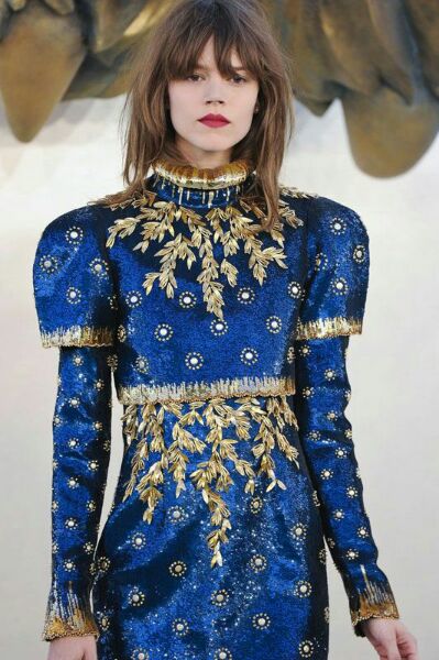 刘雯2018全球超模排名,维密超模走秀中国超模刘雯