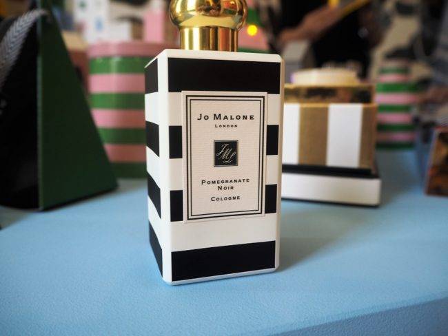 大牌圣诞倒数日历盲盒,mac圣诞倒数日历盲盒2023专柜版