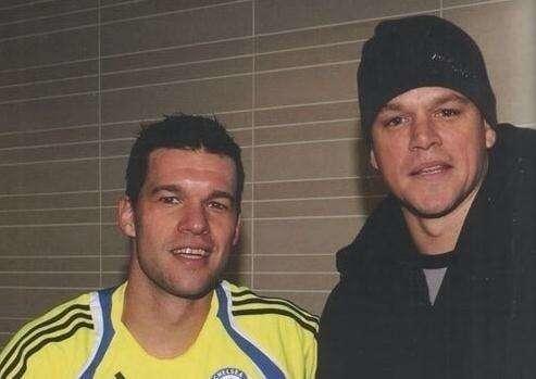 撞脸明星的足球运动员,撞脸足球明星都有谁