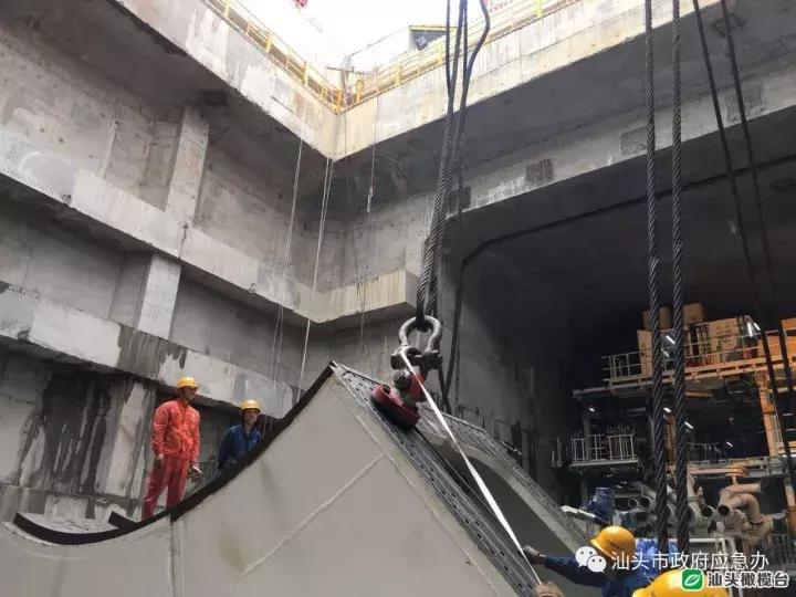 汕头海湾隧道盾构机刀盘到货,汕头海湾隧道鮀岛号盾构机下线