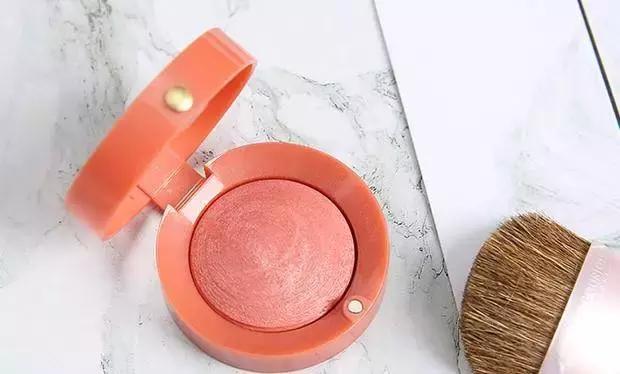 购买的20个彩妆好物推荐,2018值得买的彩妆新品都在这里