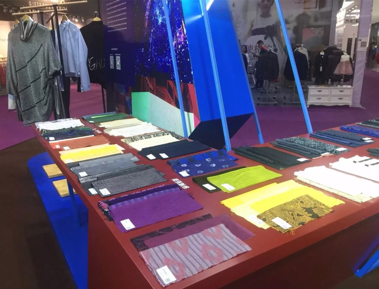 好料纷纷登场!在虎门炫动18/19秋冬流行趋势