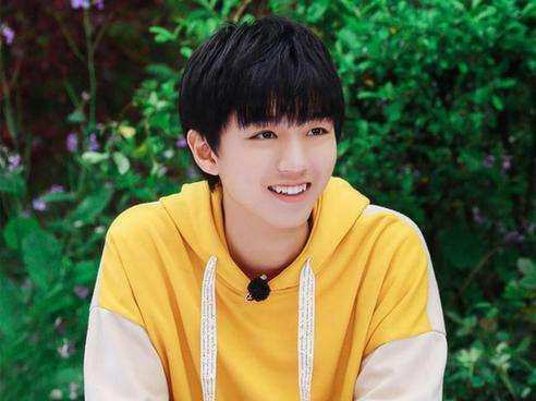 王俊凯牙齿是露出来的吗,王俊凯真的整牙了吗