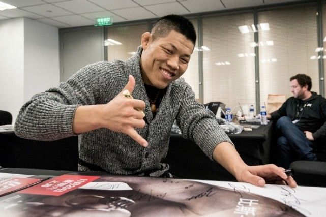 一龙100秒复仇视频,一龙打西提猜没好好训练吗