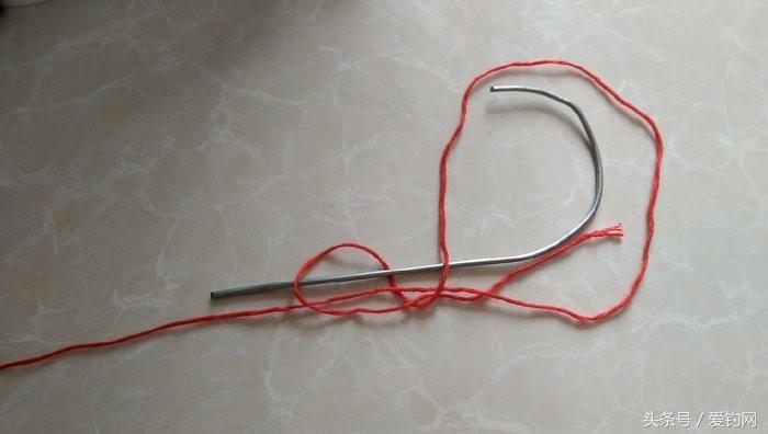 钓鱼还不会绑鱼钩？详细的绑鱼钩图示，就在这里！