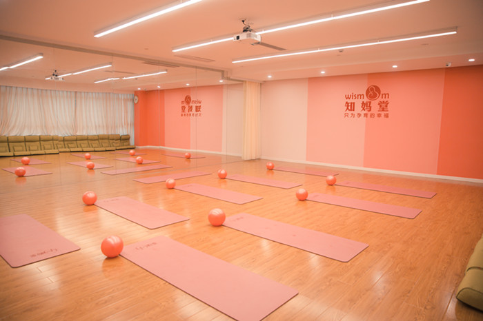 孕期妈妈分享健身日常,瑜伽孕妈