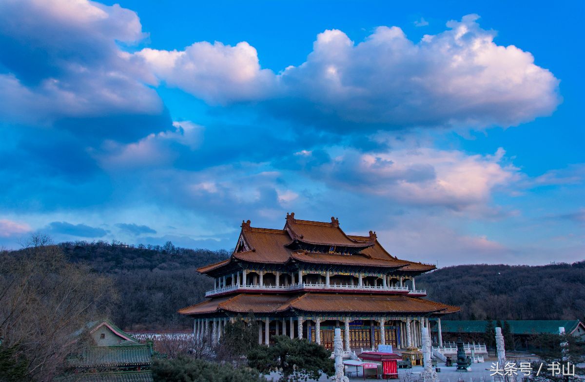 鞍山最大玉佛简介,辽宁鞍山最大的玉佛价值