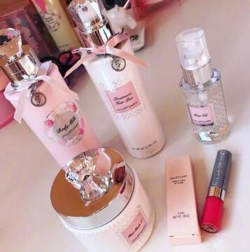 身体乳用过感觉好多灰,超级好用的身体乳推荐