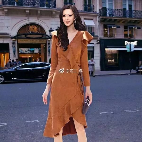 范冰冰看电影看哭了,范冰冰杨幂同款