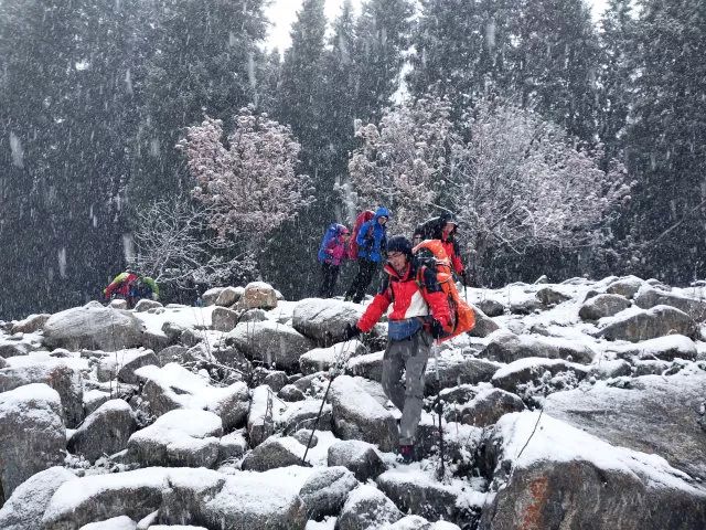 拜城乌孙古道的天堂湖怎么去,新疆特克斯县乌孙古道天堂湖