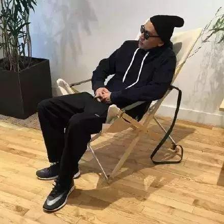 红遍全宇宙的“袜子鞋”，就问你懂多少？