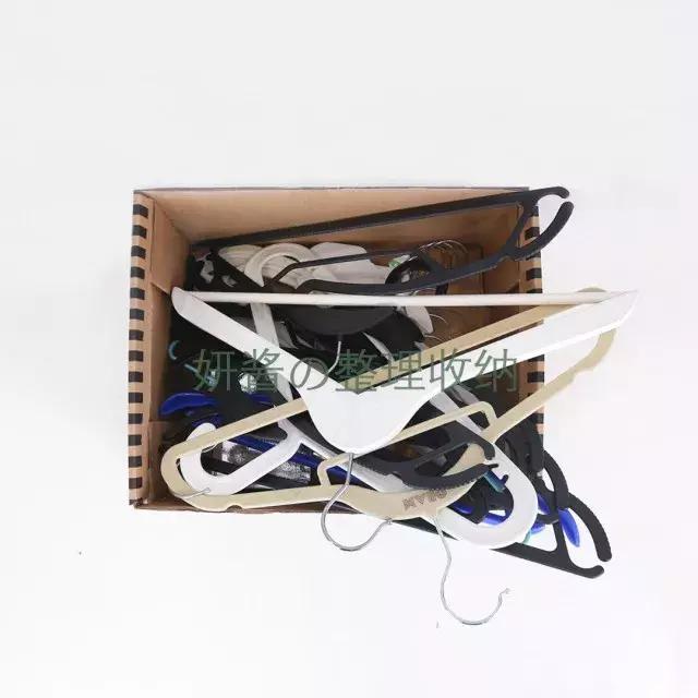 100招衣架的妙用图片,最简单实用的衣架