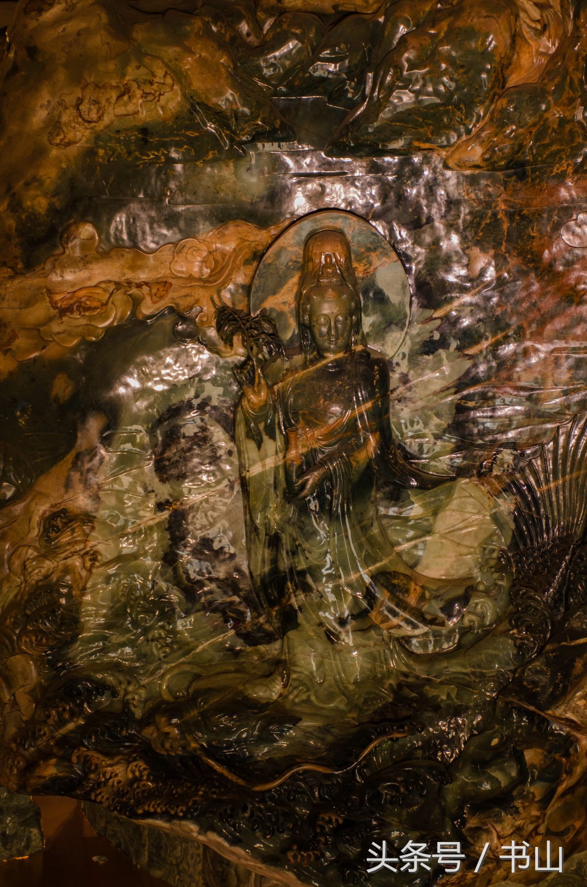 鞍山最大玉佛简介,辽宁鞍山最大的玉佛价值