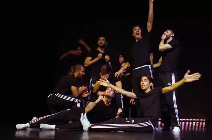 从饱受质疑到夺冠,从饱受嘲讽到征服全世界