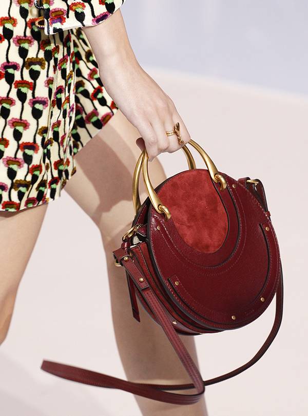 坐在家里买东西,chloe爆款