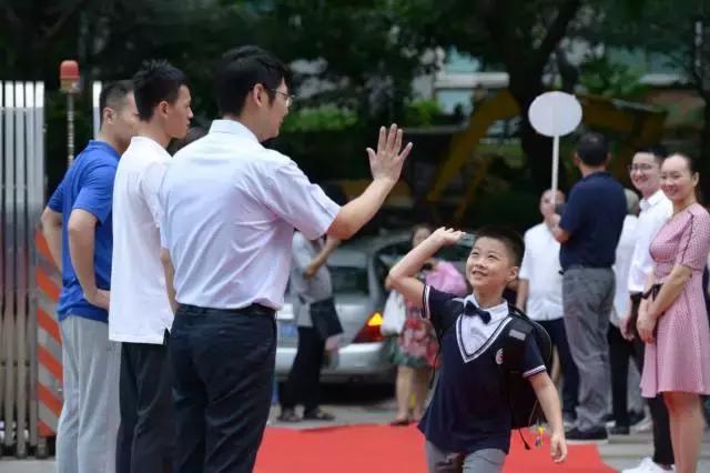 双周发布｜深圳对教育最大方的区是TA，财政每花3元就有1元用在教育上！