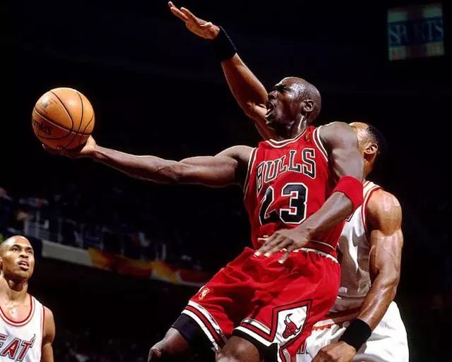 篮球动作英语术语大全,篮球必知的英语