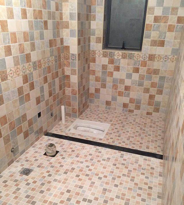 蹲便器马桶有异味怎么处理,厕所蹲便器有异味怎么去除