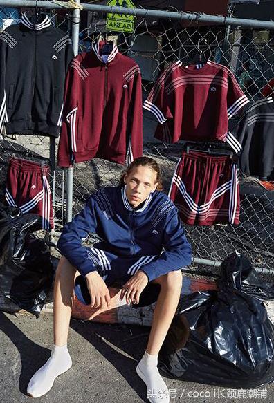 盘点那些年穿过的鞋子,袜子鞋什么时候开始流行