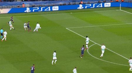 当年的苏亚雷斯有多强,历史惊人的相同之处