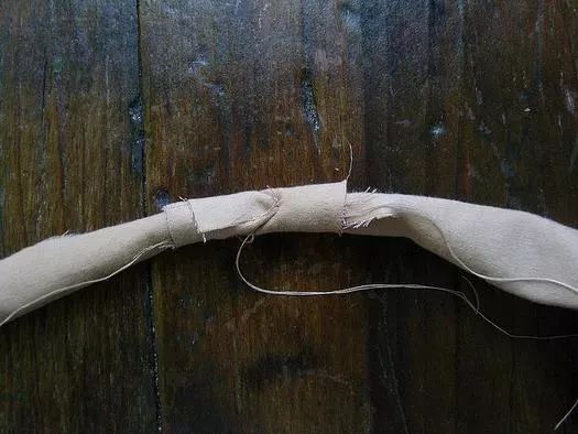 旧窗帘带圈怎么不花钱改成挂钩用,旧的窗帘不要了能做什么用呢