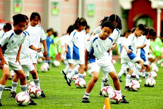 颜强陕西足球,颜强谈英格兰青训