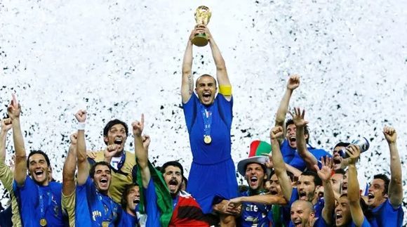 天下足球年度总结音乐,天下足球你不看足球就不会懂青春