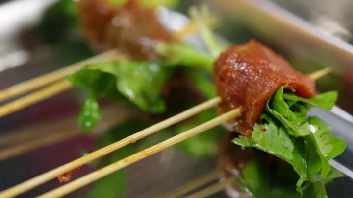 什么是正宗冷锅串串,冷锅串串哪几个口味最受欢迎