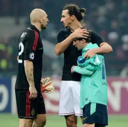 身高对足球有影响吗,足球前锋身高多少合适