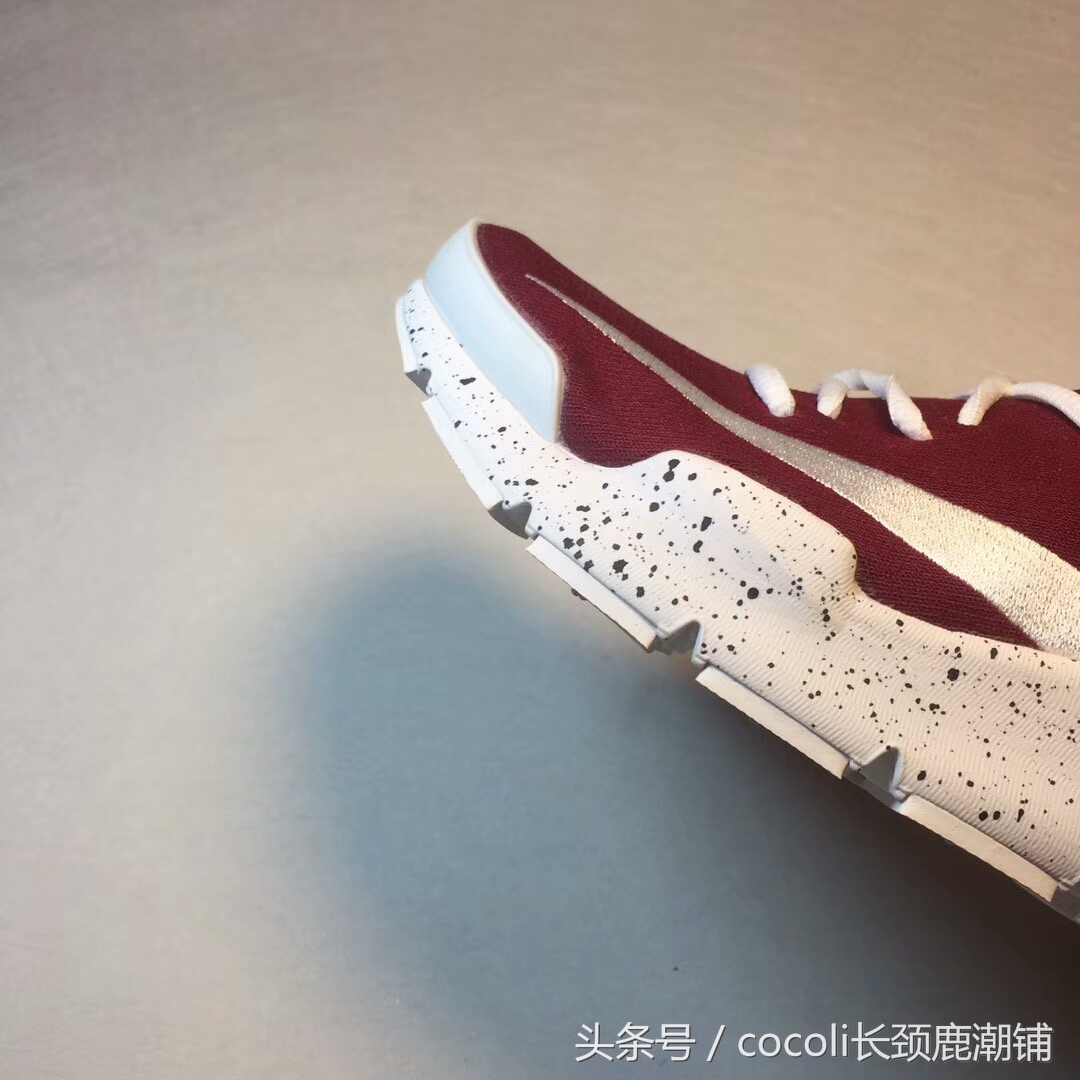 盘点那些年穿过的鞋子,袜子鞋什么时候开始流行