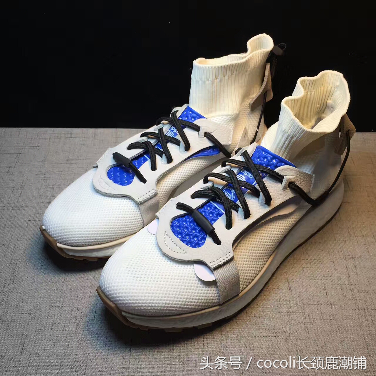 盘点那些年穿过的鞋子,袜子鞋什么时候开始流行