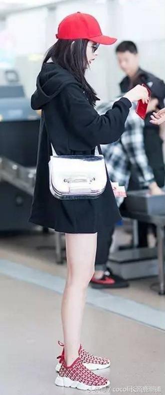 盘点那些年穿过的鞋子,袜子鞋什么时候开始流行