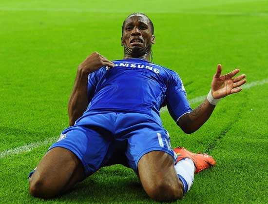 天下足球年度总结音乐,天下足球你不看足球就不会懂青春