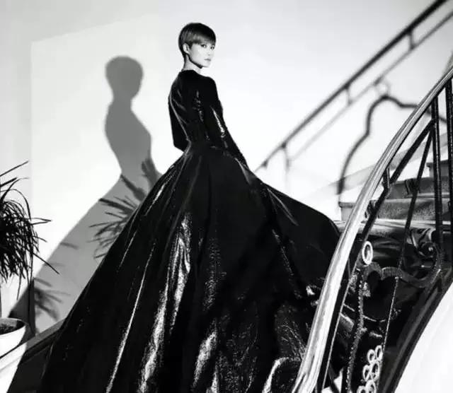 李宇春我就是艺人张国立,李宇春我就是艺人绿色毛衣