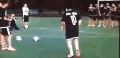 身高对足球有影响吗,足球前锋身高多少合适