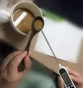 天气再冷，过烫的食物也别急着吃，一不谨慎就……